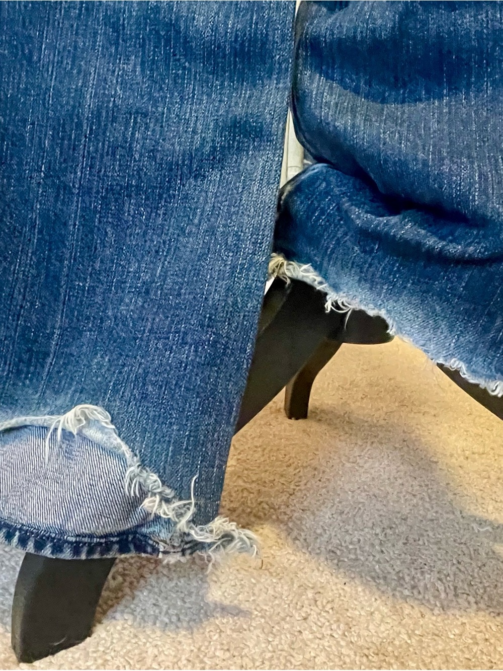 7 For All Mankind Wide-Leg Jeans in Medium Blue Wash - Picture 3 of 5